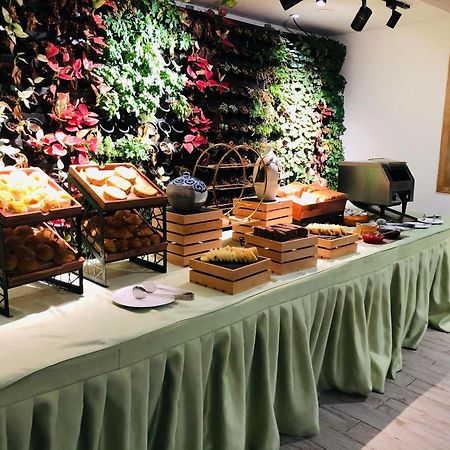 Byland Star Hotel Иу Екстериор снимка