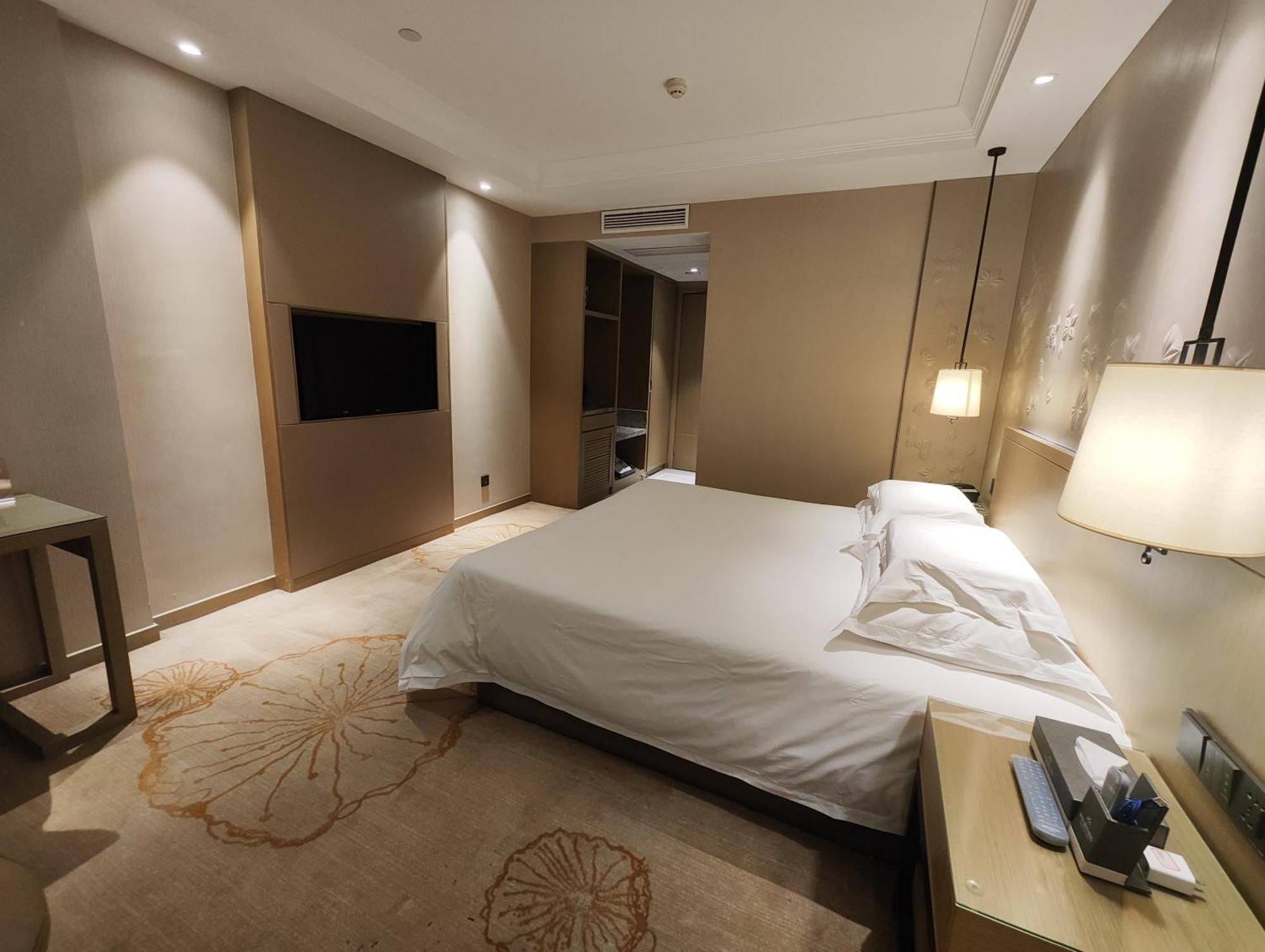 Byland Star Hotel Иу Екстериор снимка