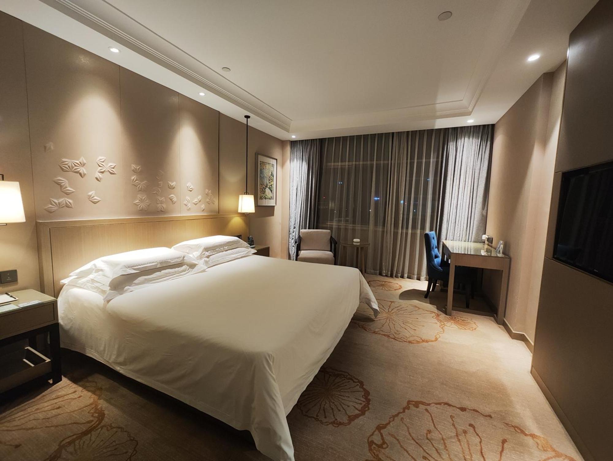 Byland Star Hotel Иу Екстериор снимка
