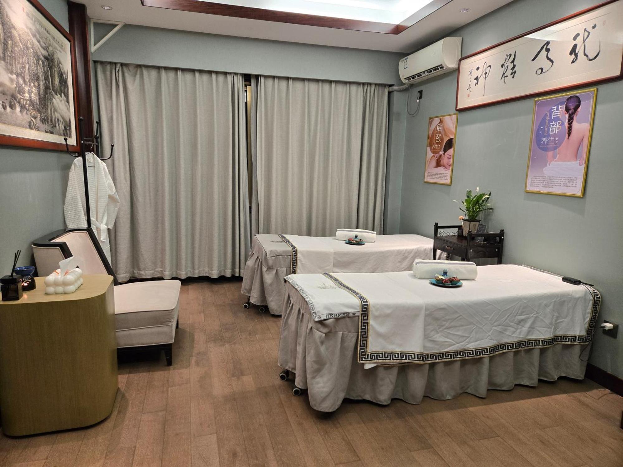 Byland Star Hotel Иу Екстериор снимка